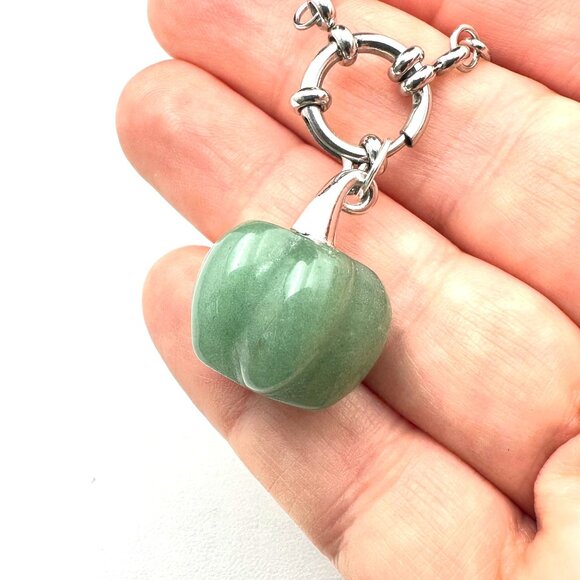 Green Aventurine Gemstone Pumpkin Pendant Necklace Silver Tone 17 Inch - Picture 5 of 7